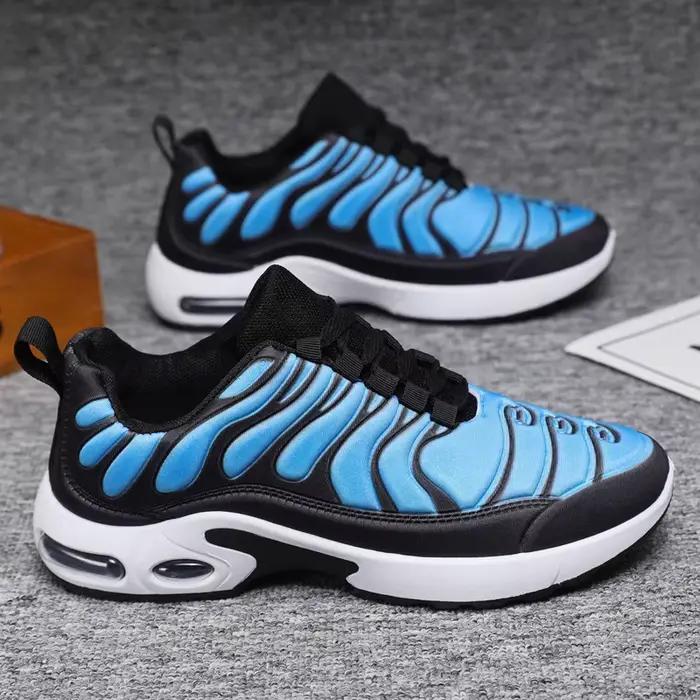 Chaussures de course pour hommes, baskets décontractées tendance à tige basse, respirantes en maille, à lacets, talon plat confortable