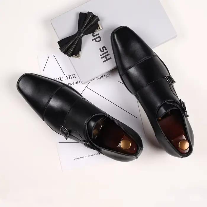 Chaussures provoqué carrées noires pour hommes
