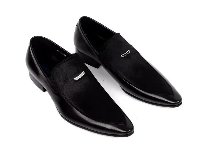 Nouvelles chaussures pour hommes