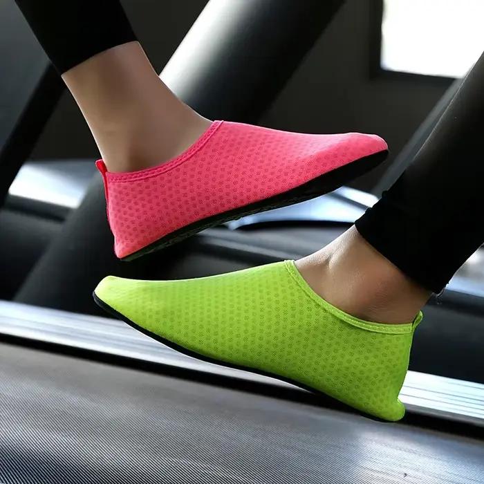Chaussures de plongée pour femmes, chaussures aquatiques pour hommes, chaussettes de sport aquatiques pour la plage, baskets pieds nus, chaussures de fitness, de danse, de natation, de surf et de plon