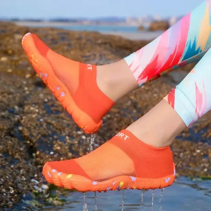 Chaussures aquatiques pour femmes et hommes, chaussures aquatiques pieds nus, antidérapantes, à séchage rapide, pour la plage, la randonnée aquatique, la natation, baskets unisexes