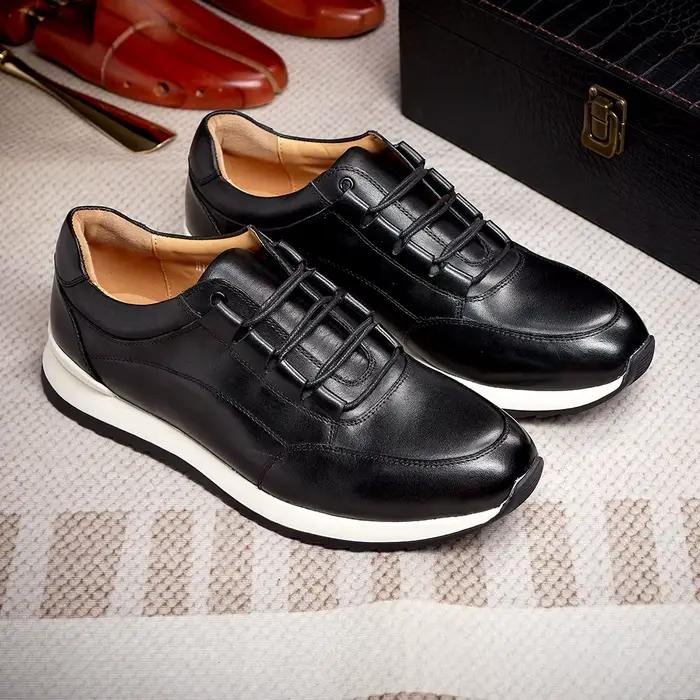 Chaussures en cuir faites à la main pour hommes décontractées et de luxe à lacets confortables pour homme ocassions spéciales