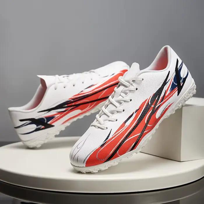 Chaussures de football grande taille 46 47 pour hommes