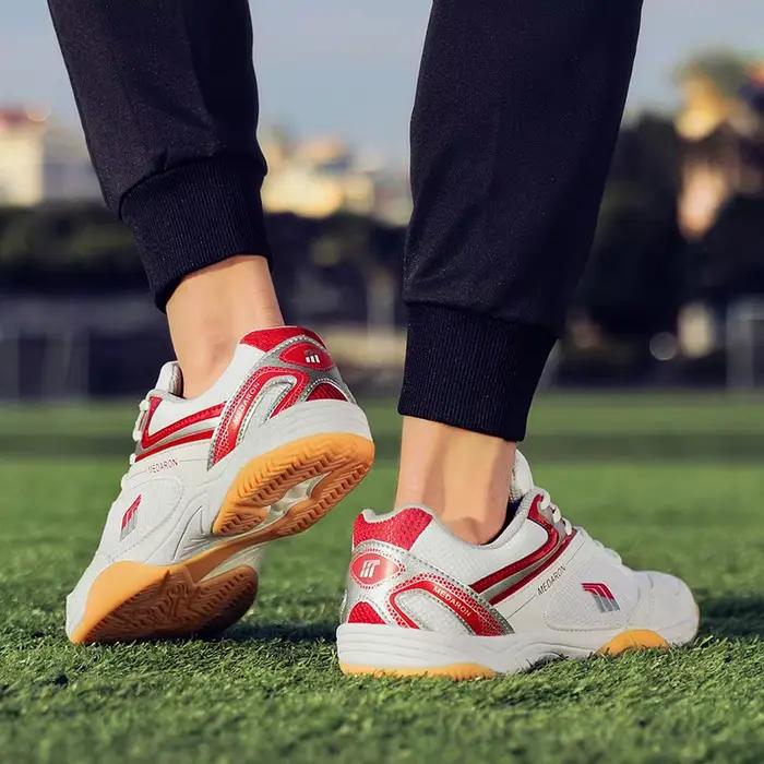 Chaussures de tennis professionnelles pour hommes, respirantes, badminton, volley-ball, sports d'intérieur, chaussures d'entraînement, nouveaux créateurs, 2023