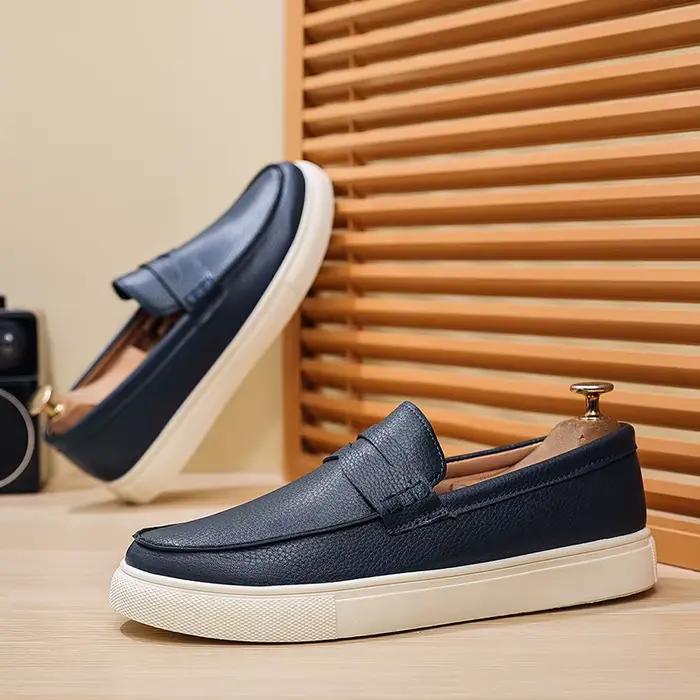 Chaussures décontractées pour hommes mocassins solides respirants semelle en caoutchouc et EVA occassionnellement élégantes pour printemps automne