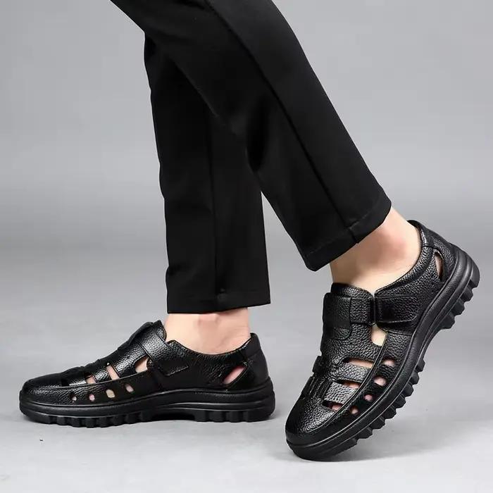 Sandales de Luxe en Cuir pour Homme, Chaussures Décontractées, Confortables, en Plein Air, à la Mode, Souples Astronomiques, Antidérapantes, Respirantes, Été, 2025
