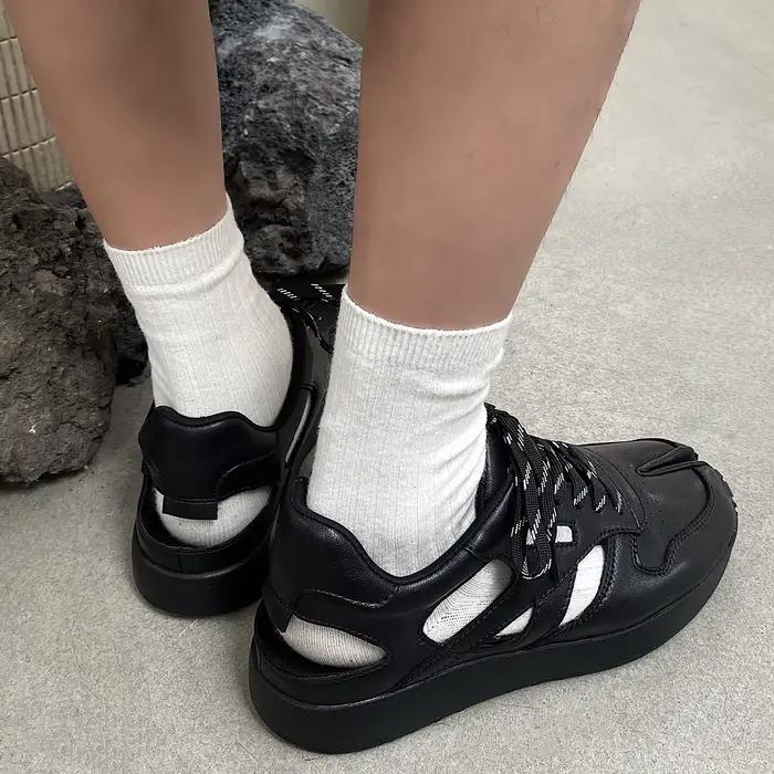 Sandales Tabi pour hommes au design décontracté et sportif, respirantes, pour l'été, le travail, les trajets quotidiens, chaussures en cuir originales, chaussures de randonnée aquatique.