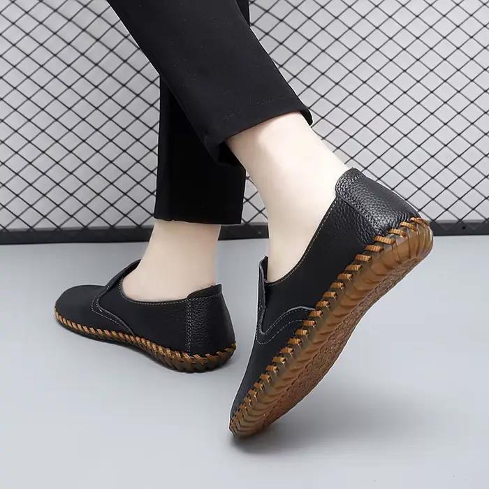 Chaussures décontractées en cuir faites à la main