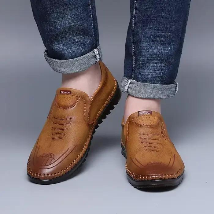 Chaussures en cuir faites à la main pour hommes