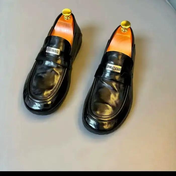 Nouvelles chaussures européennes pour hommes