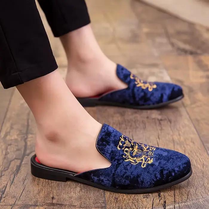 Chaussures homme mules en velours verni pour mariage et occasions spéciales舒适优雅的男士婚鞋绒面漆皮穆勒鞋适合特殊场合