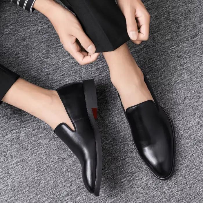 Chaussures habillées à semelle rouge pour hommes