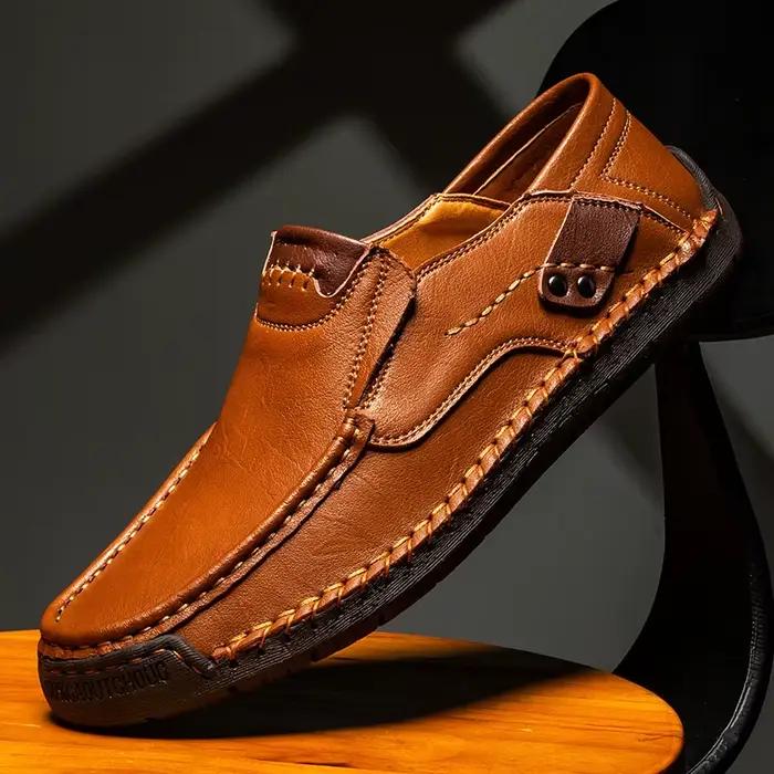 Chaussures en cuir faites à la main pour hommes