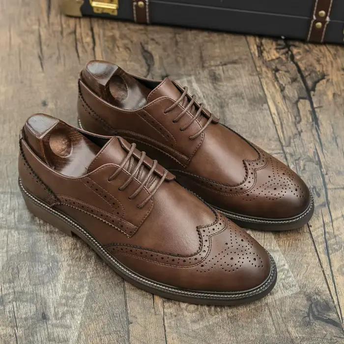 Chaussures Oxford à bout aile en cuir gris faites à la main pour hommes