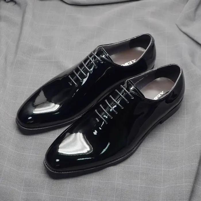 Chaussures habillées de luxe pour hommes