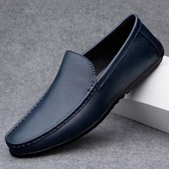 Mocassins en cuir véritable hommes Design mocassin mode sans lacet doux plat chaussures décontractées pour hommes chaussures pour hommes adultes chaussures de bateau faites à la main