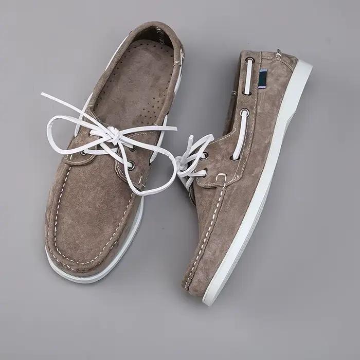 Chaussures bateau classiques en cuir pour hommes