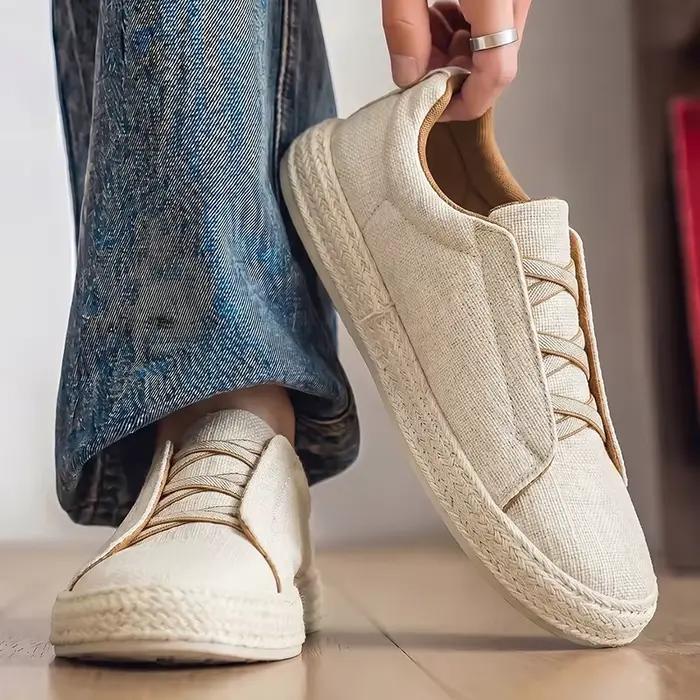 Chaussures de pêcheur en lin tendance pour hommes 2025 décontractées respirantes pour l'été plage et autres occasions spéciales