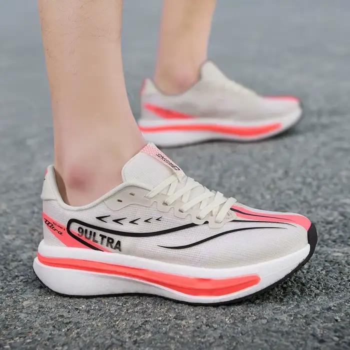 Chaussures de course professionnelles pour marathon avec technologie de plaque en carbone - Baskets légères et amortissantes avec design dégradé blanc-violet respirant, adaptées au marathon, au 3C, à 