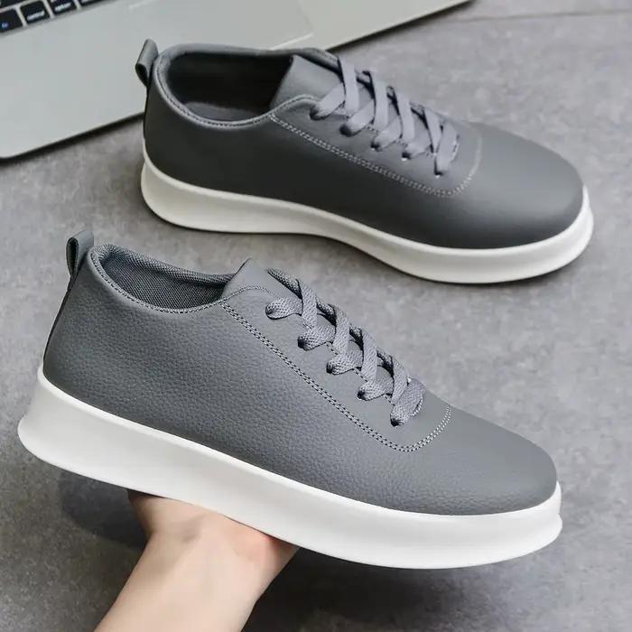 Chaussures décontractées noires 2026 pour hommes baskets confortables antidérapantes à lacets pour toutes les occasions décontractées