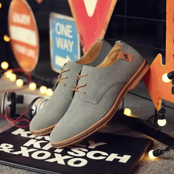 Chaussures en daim pour hommes