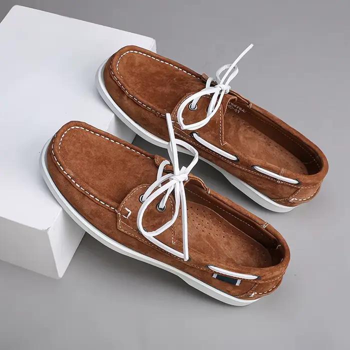 Chaussures bateau classiques en cuir pour hommes