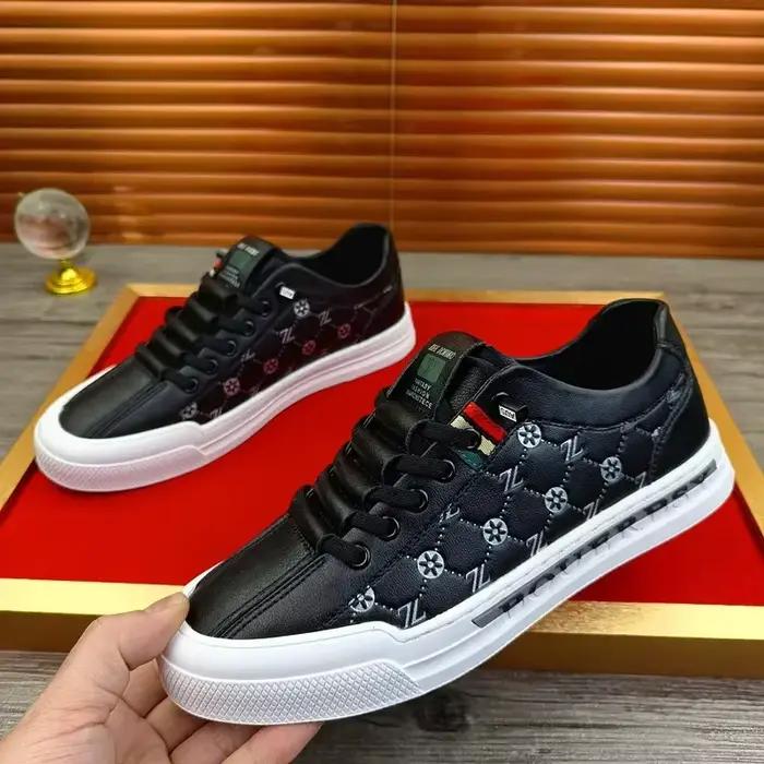 Nouvelles chaussures européennes pour hommes en cuir véritable