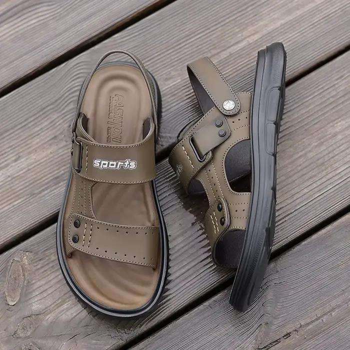 Sandales pour hommes à sangle réglable avec design perforé respirant et semelle confortable pour un usage décontracté en été