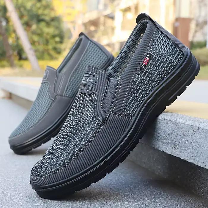 Chaussures de course tricotées tissées solides pour hommes légers respirants et antidérapants pour activités de plein air printemps automne
