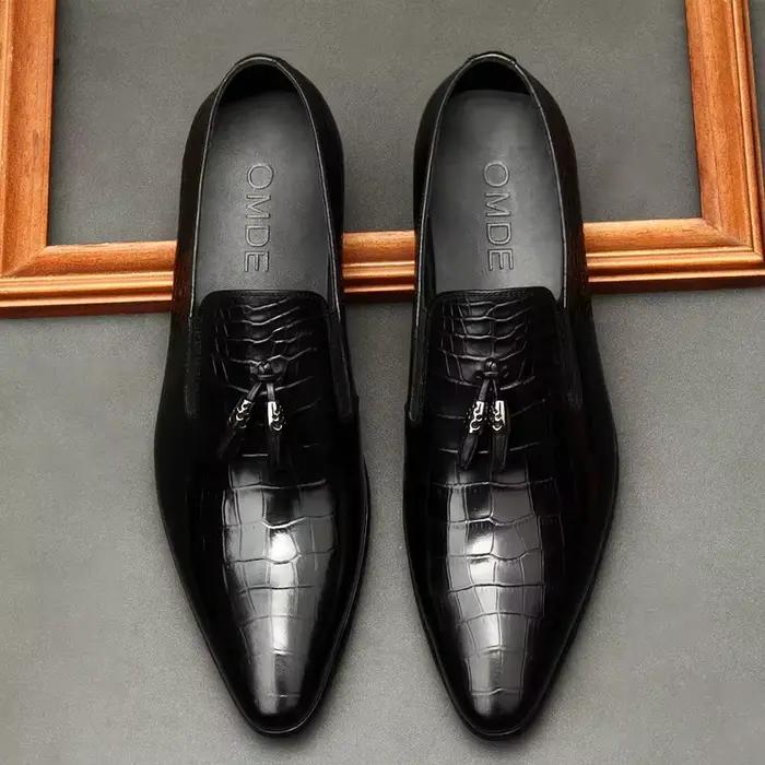 Chaussures en cuir de style européen pour hommes