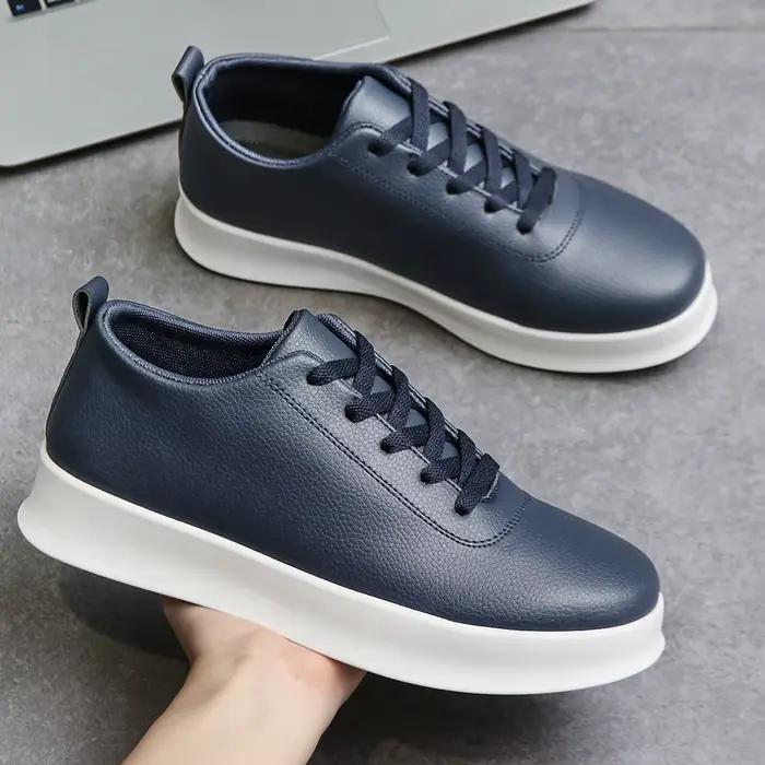 Chaussures décontractées noires 2026 pour hommes baskets confortables antidérapantes à lacets pour toutes les occasions décontractées
