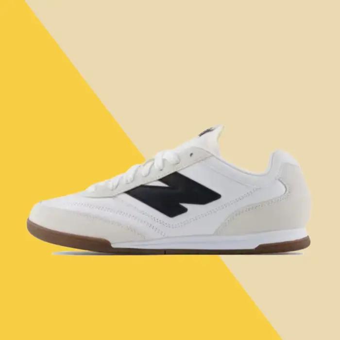 New Balance NBRC42 Baskets basses confortables, polyvalentes, à semelle fine et durables pour hommes et femmes, blanc cassé URC42LA