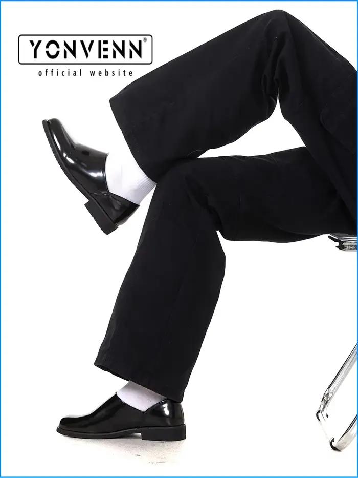 Nouvelles chaussures en cuir pour hommes polyvalentes pour les déplacements sans lacet mocassins paresseux chaussures en cuir décontractées à la mode brillant et simple