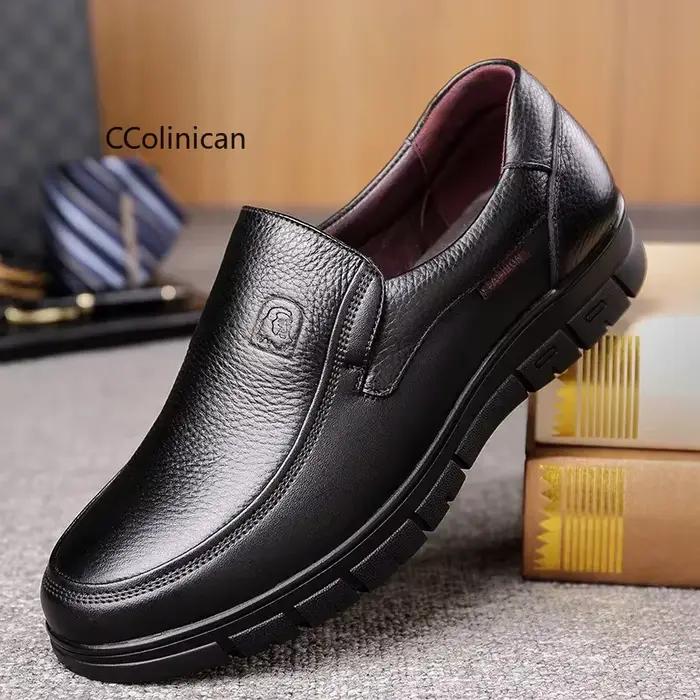 Hommes en cuir véritable Businenss mocassins chaussures faites à la main antidérapant homme plat conduite marche homme doux luxe papa robe chaussures de bureau