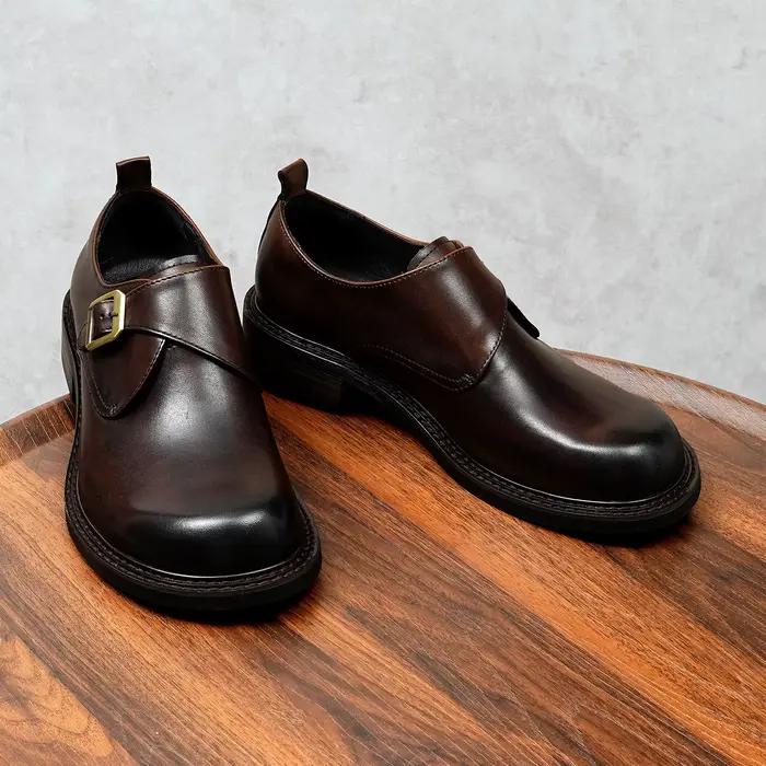 Nouvelles chaussures pour hommes, chaussures en cuir à bout carré avec boucle, faites à la main, en cuir véritable, vêtements de cérémonie pour mariages, grande taille 46, pour le travail