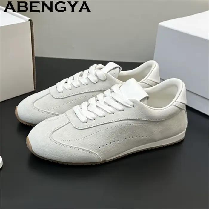 Femmes et hommes chaussures décontractées printemps été respirant confortable chaussures de course Oxfords bas laçage espadrilles décontractées chaussures d'équilibre