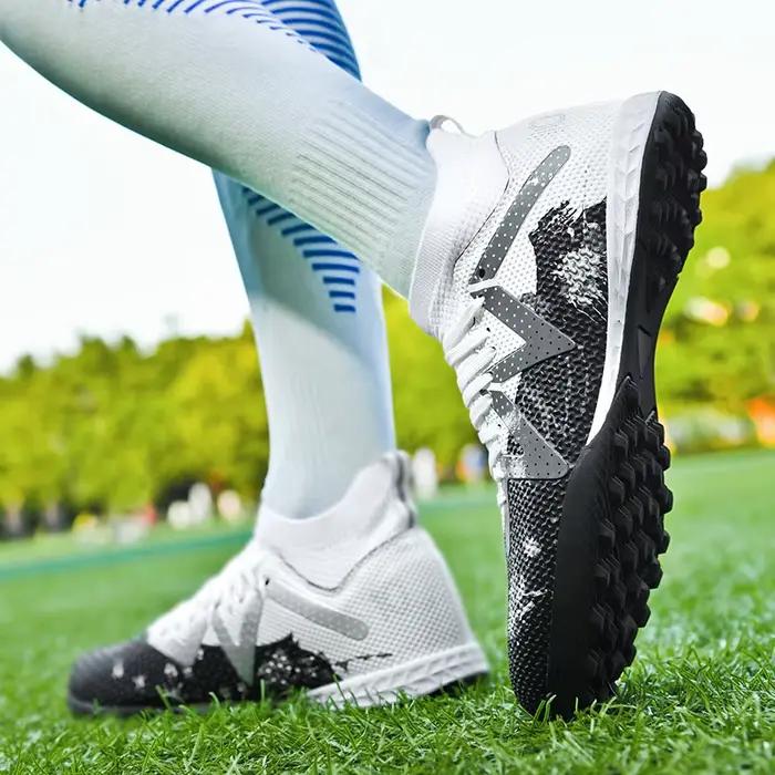 Chaussures de football pour hommes avec tige en tissu PU