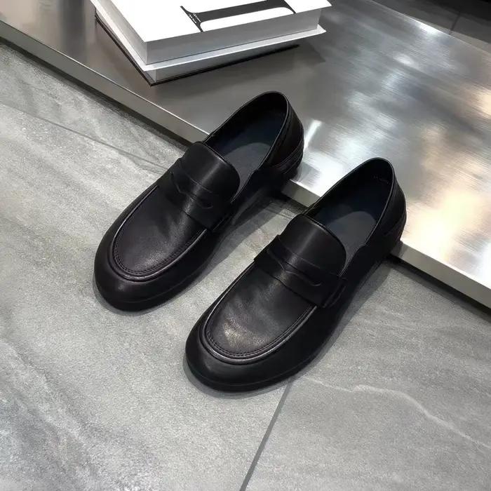 Chaussures en cuir souple pour hommes, mocassins décontractés à enfiler, semelle souple, chaussures de conduite, nouveaux modèles de créateurs