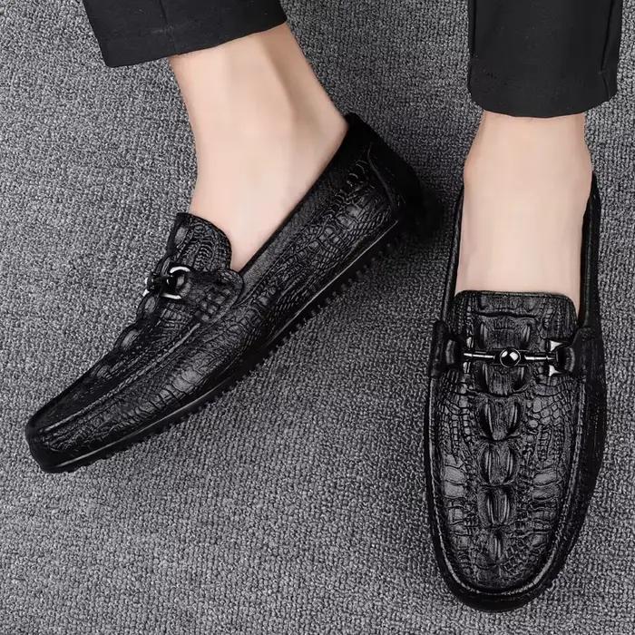 Chaussures italiennes faites à la main en cuir véritable noir chaussures formelles mocassins décontractés motif Crocodile pour hommes mocassins à carreaux de mode chaussures