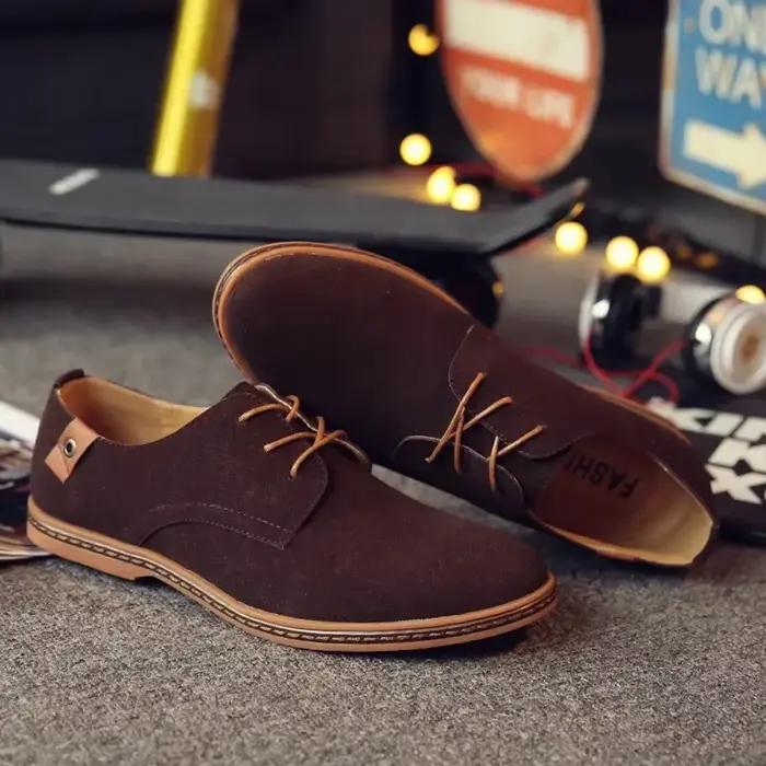 Chaussures en daim pour hommes
