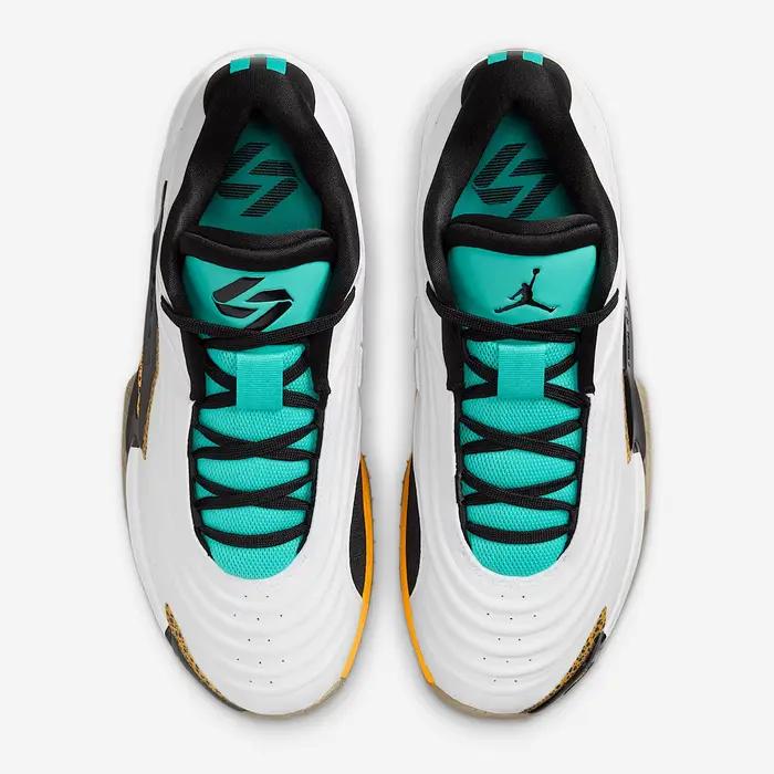 Chaussures de course homme Nike Jordan rembourrées pour performances sportives et confort maximal