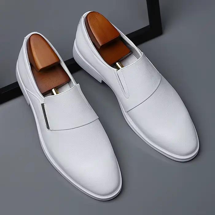 Chaussures habillées élévatrices pour hommes, Style britannique, bout pointu, cuir de vache, Oxfords blancs souples, chaussures d'affaires formelles, nouvelle collection 2025