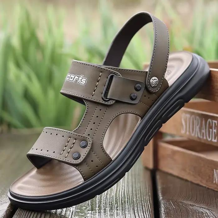 Sandales pour hommes à sangle réglable avec design perforé respirant et semelle confortable pour un usage décontracté en été