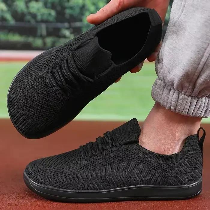 Chaussures pieds nus à bout large pour hommes