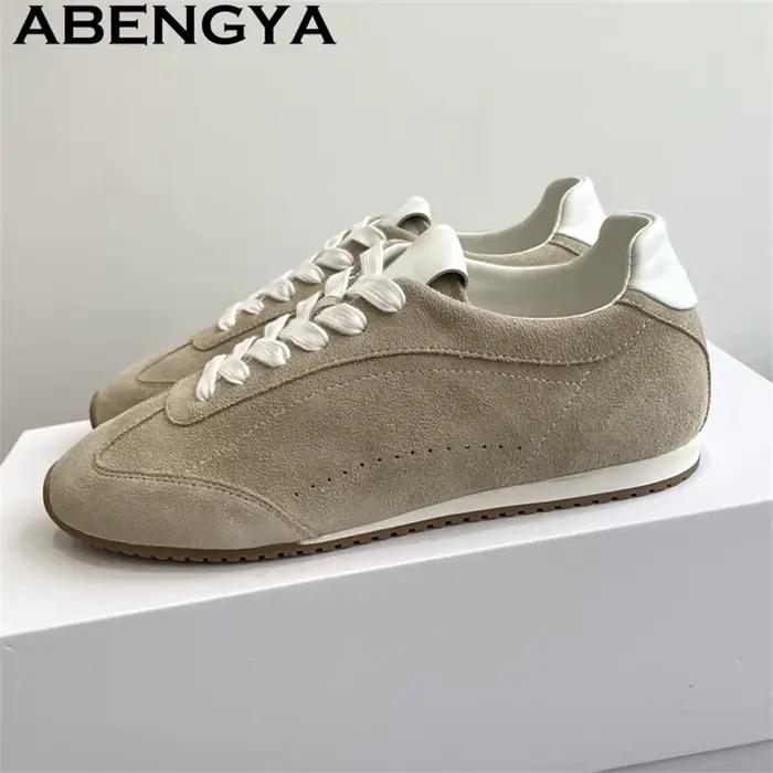 Femmes et hommes chaussures décontractées printemps été respirant confortable chaussures de course Oxfords bas laçage espadrilles décontractées chaussures d'équilibre