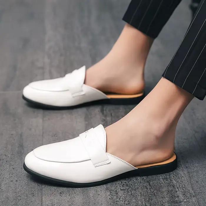 Mocassins Penny Loafers Homme Tendance Noir et Blanc en Cuir Verni Décontractés Respirants à Enfiler pour la Conduite