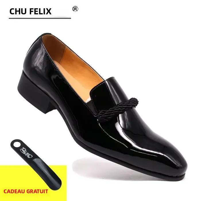 Mocassins Felix Chu en cuir verni noir pour homme, bout pointu, détails en ficelle, chaussures habillées pour événements formels et mariages