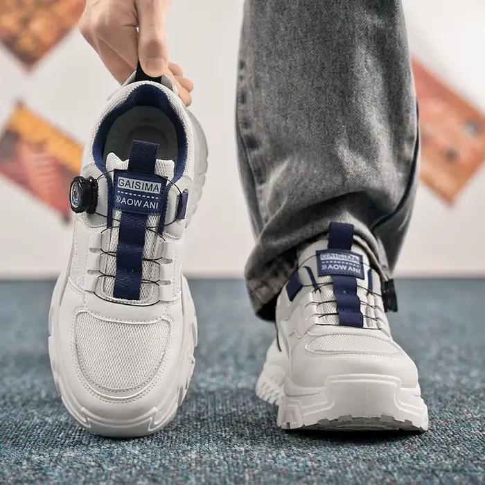 Nouvelles chaussures de sport printemps 2026 pour hommes chaussures de course respirantes basses style coréen pour papa chaussures décontractées polyvalentes ocassions spéciales