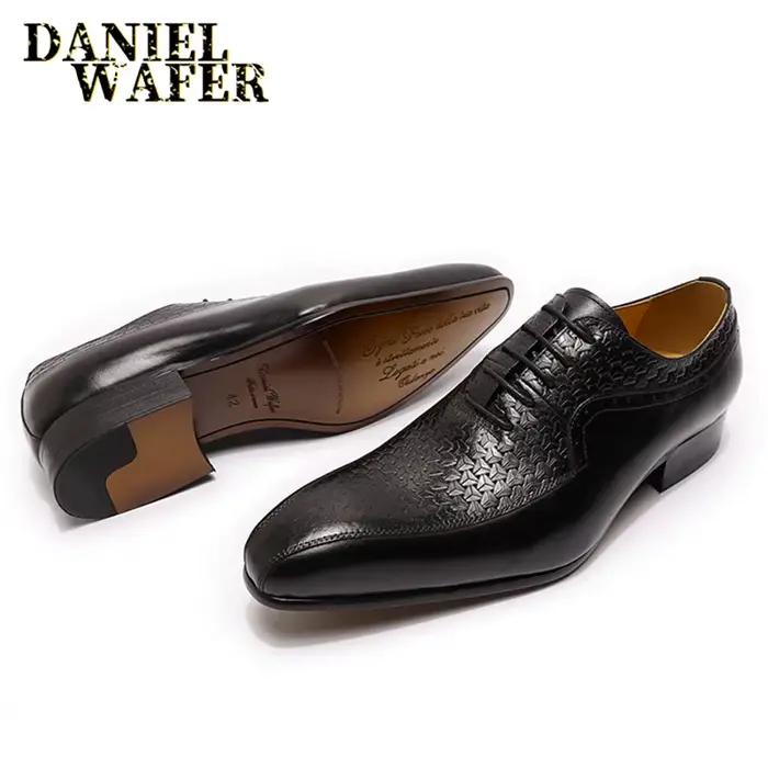 Marque de luxe hommes Oxford chaussures formelles noir marron bout pointu à lacets bureau affaires mariage