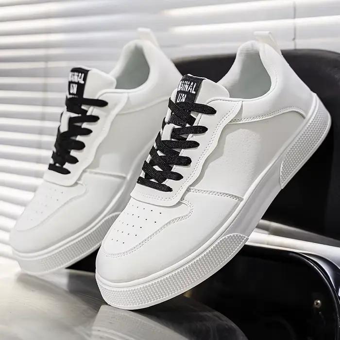 1 paire de chaussures de skate décontractées et sportives